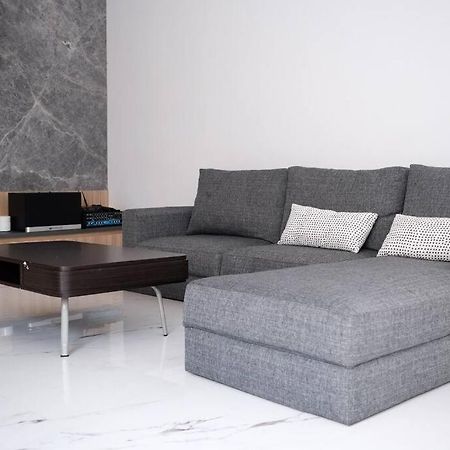 Villa 55 With Pool, Karaoke And Rooftop Bogor Kültér fotó