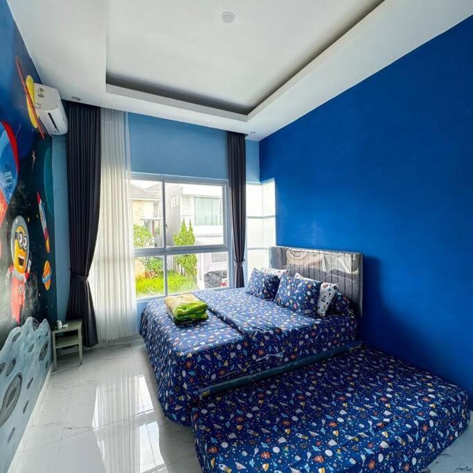 Villa 55 With Pool, Karaoke And Rooftop Bogor Kültér fotó