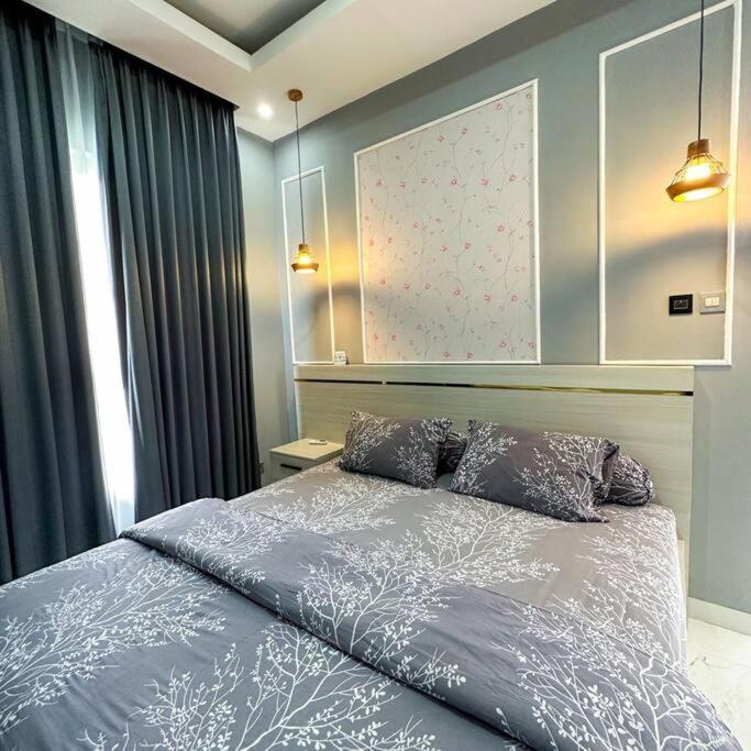 Villa 55 With Pool, Karaoke And Rooftop Bogor Kültér fotó